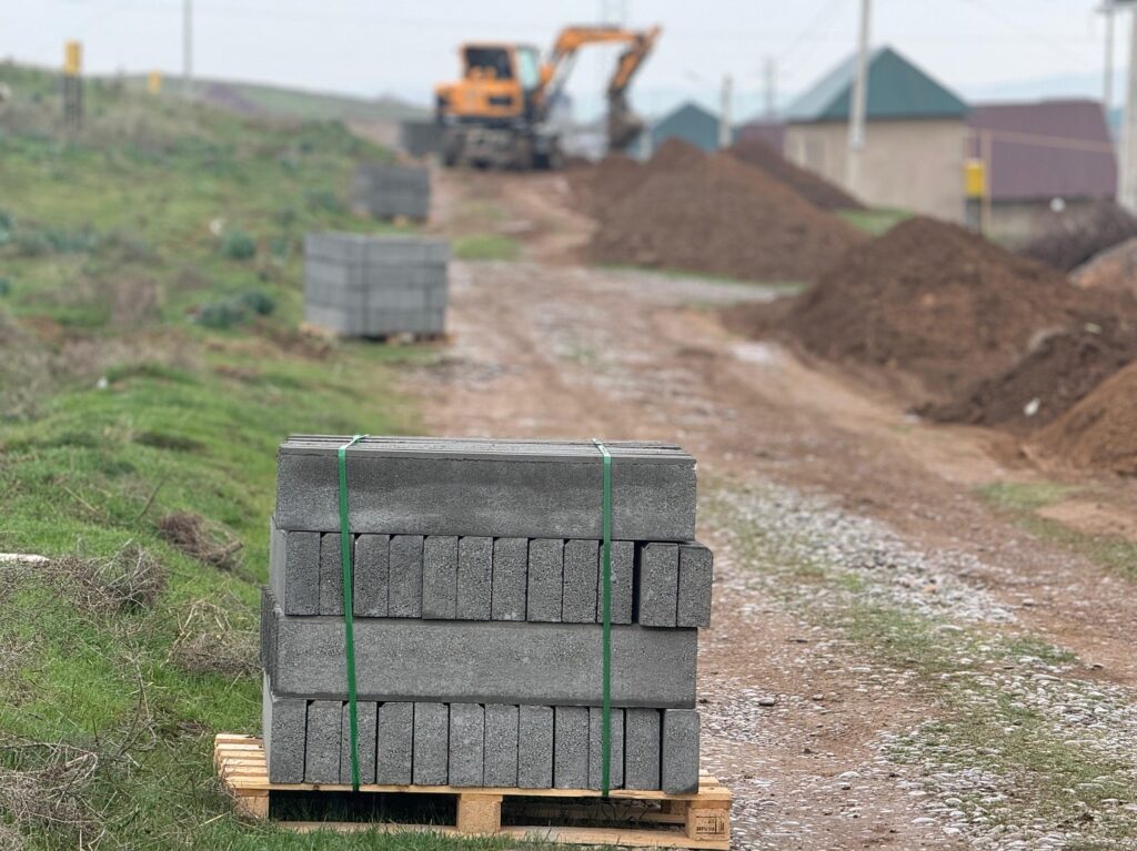 72f72121-3a5e-47e0-b675-6423422a22c3