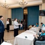 Онлайн білім беру форматы бойынша 20 аймақтағы 48 мектеп пен 1 колледждің 182 мұғалімі оқытылған